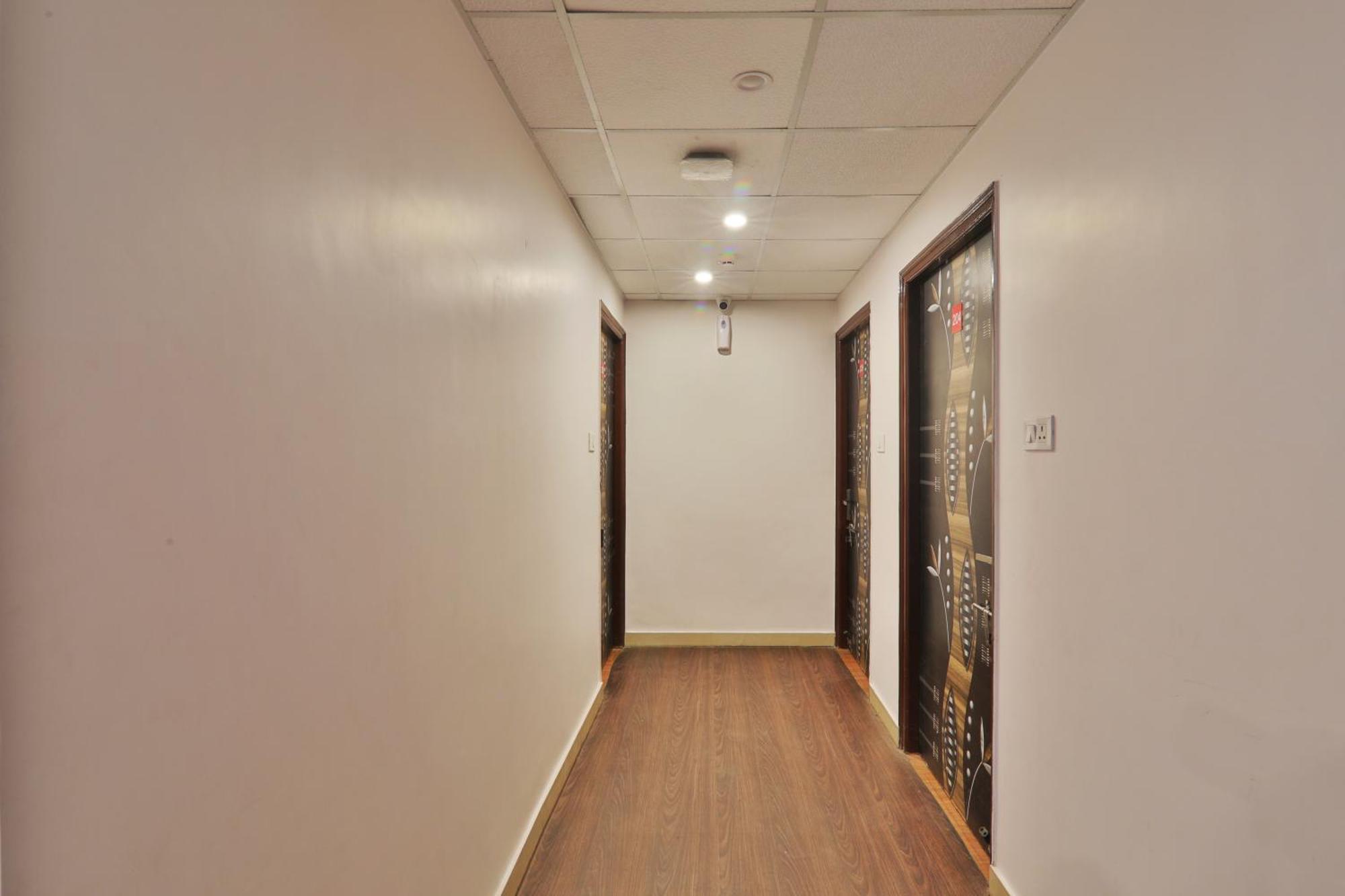 Divine Glory Hotel Lucknow Exterior photo